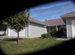 3341 SW Chelsea Cir, Topeka, KS 66614