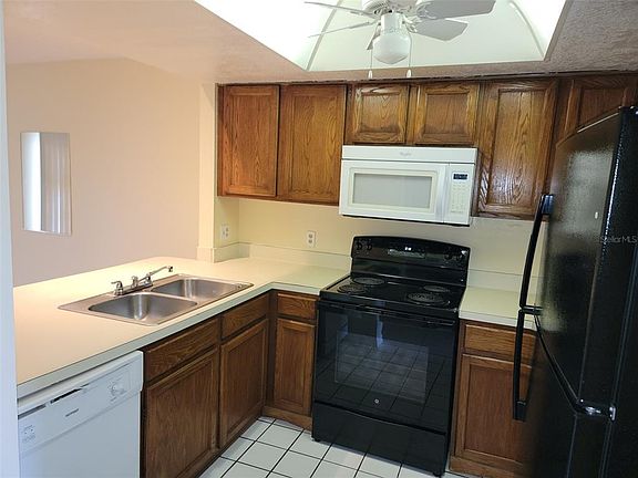 5th image of 2464 Summerfield Way #2464
