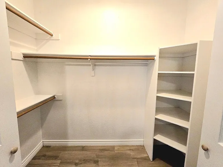 101 N 7th St #102 — Photo 15