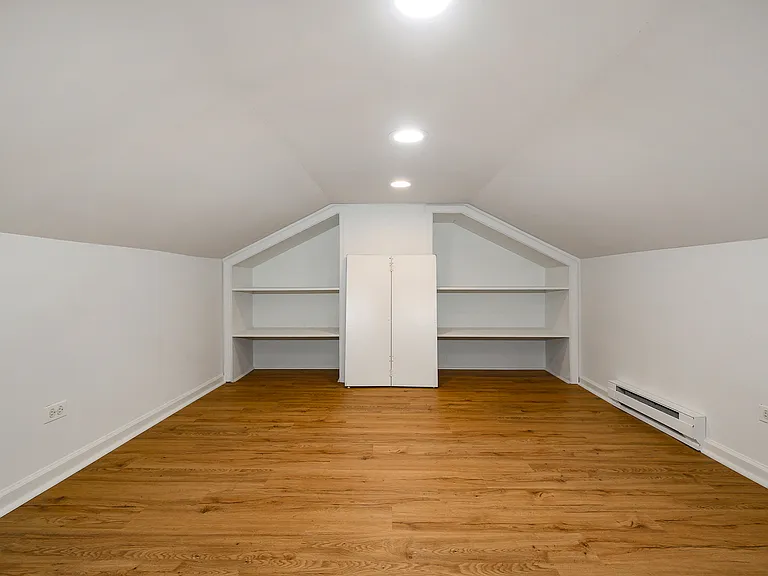 235 W Hickory Rd — Photo 15