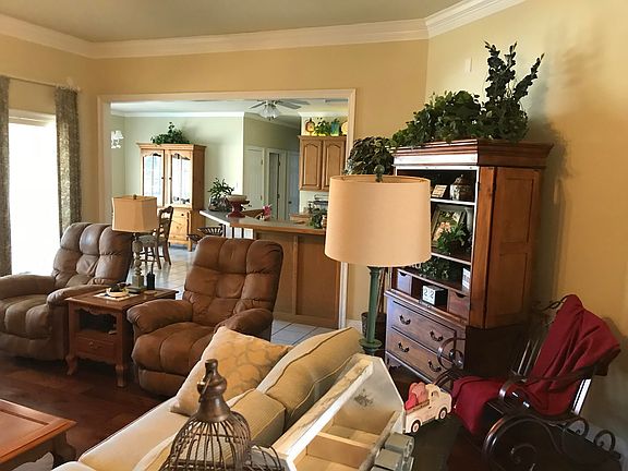 5th image of 502 Autumnwood Dr