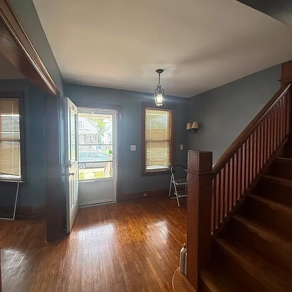 1058 Moy Ave — Photo 3