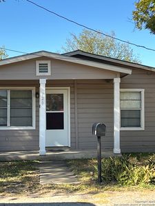 720 REYES ST, Uvalde, TX, 78801