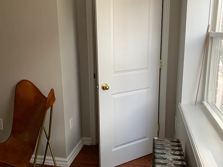 1107 Carpenter St — Photo 29