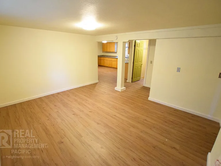 1435 Parker Street — Photo 5