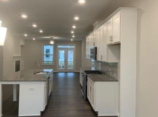 3925 Redwood Dr, Cumming, GA 30040