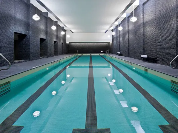 60 Riverside Boulevard image 8 of 12