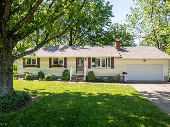 229 Longview Dr, Wadsworth, OH 44281