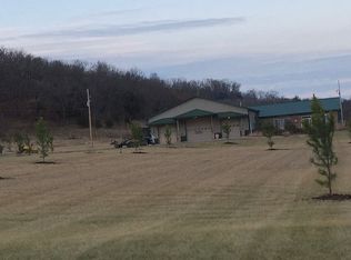 18010 Shawnee Rd, Leavenworth, KS 66048