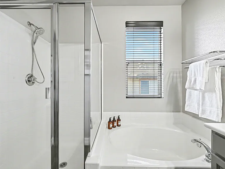 24731 Valleywalk St #6 — Photo 19
