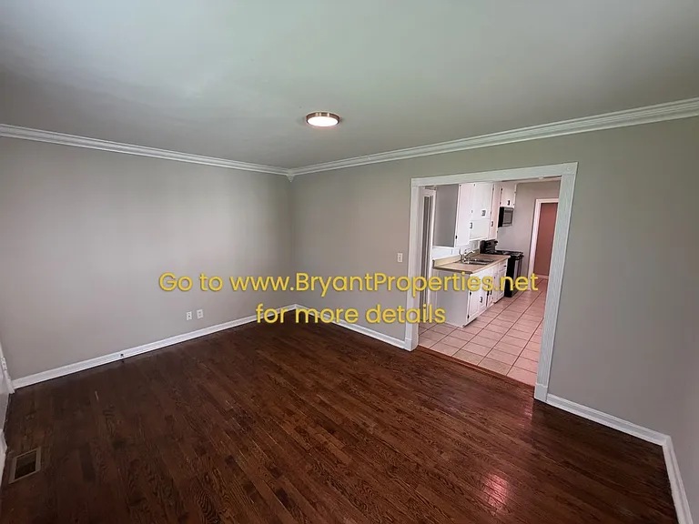 644 Carmel Ave — Photo 4