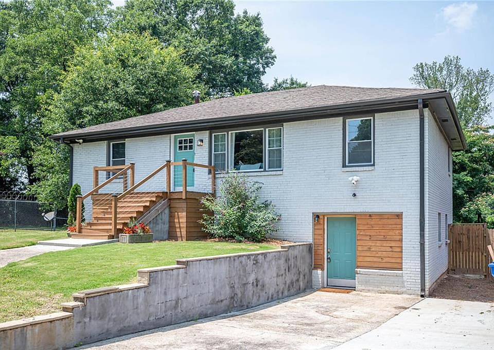 1st image of 177 Silver Springs Cir SW