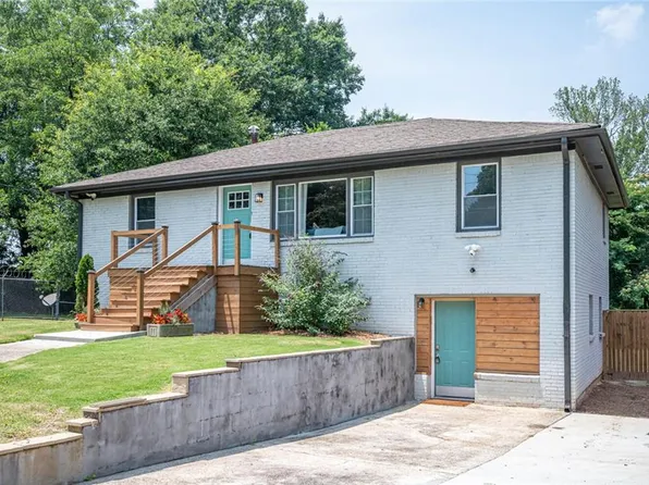 177 Silver Springs Cir SW, Atlanta, GA 30310