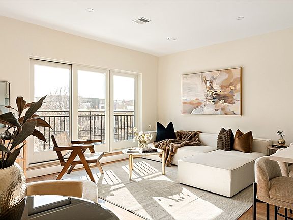 4th image of 12 Geneva St #Penthouse