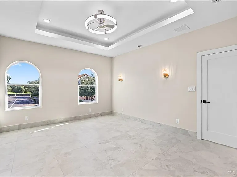 509 Ithaca Ave — Photo 13