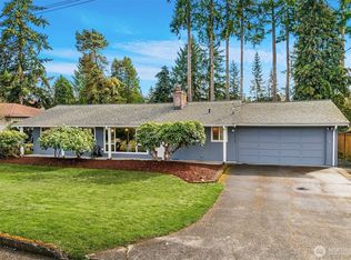 12119 SE 43rd St, Bellevue, WA