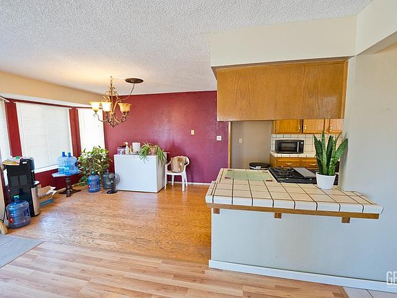 5th image of 21540 Westwood Blvd
