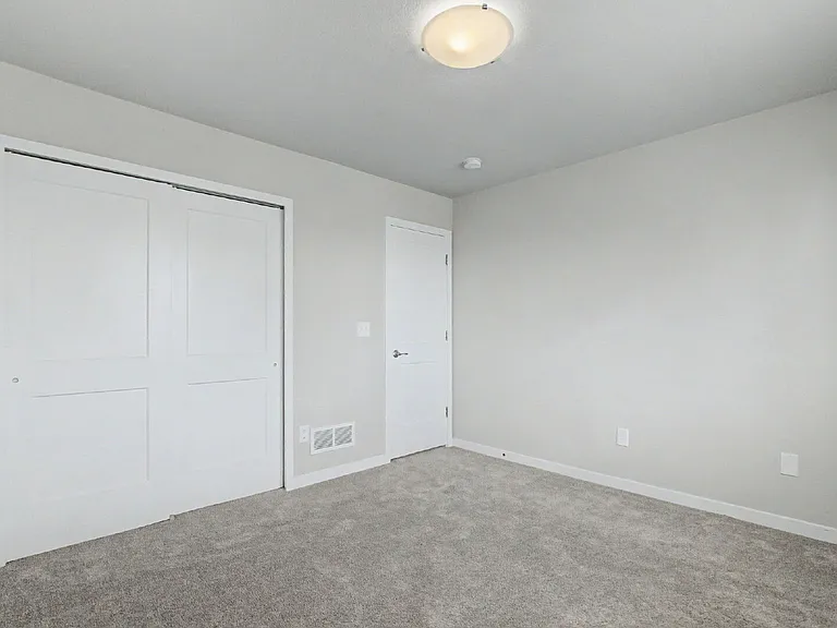 4209 Date St — Photo 35