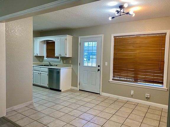 5th image of 1616 Brewster Ln