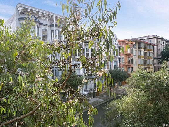 4th image of 1817 California St APT 207