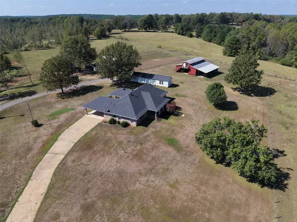 10651 Murry Ln, Vivian, LA 71082