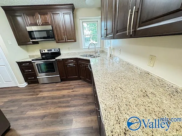 194 Topaz Rd NE — Photo 12