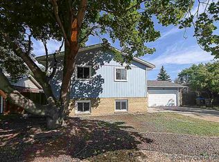 3118 Omaha Rd, Cheyenne, WY 82001