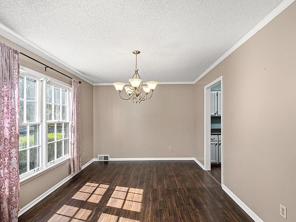 5th image of 2583 Lanrick Cv