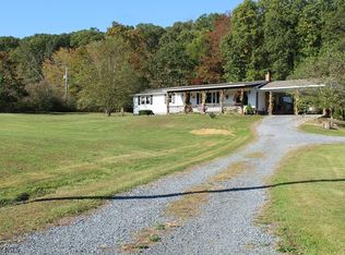 141 Hollars Ext, Everett, PA 15537