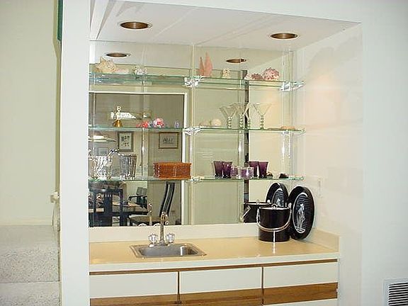 Wet  Bar for Entertaining