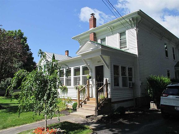 3rd image of 145 Grand St