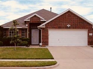 1118 Courtside Dr, Arlington, TX 76002