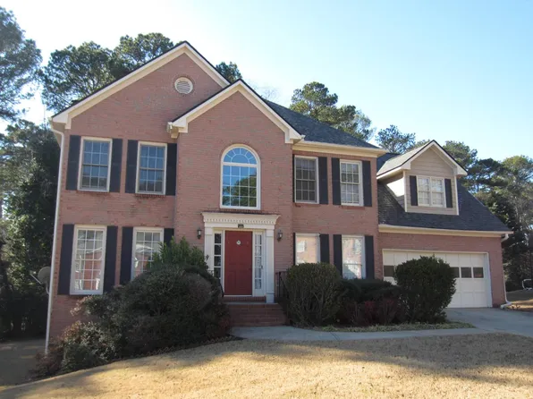 505 Saint Marks Dr SW, Lilburn, GA 30047