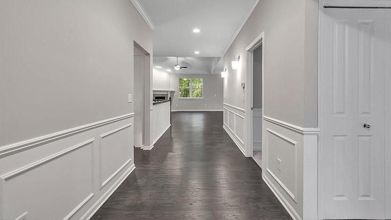 1st image of 211 Greenan Ct