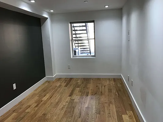 Rented by Compass | media 18