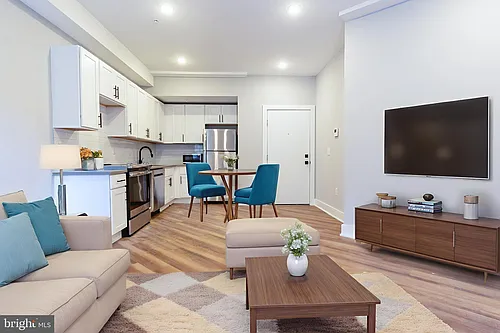 3965 Lancaster Ave #101 Photo 1