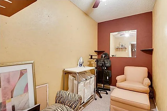 826 Creekside Dr — Photo 14