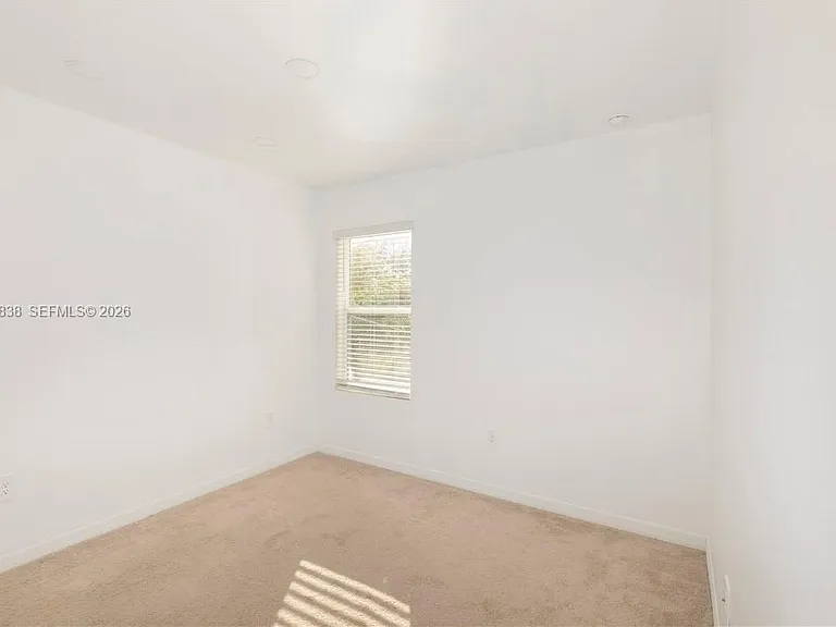 2802 40th St SW — Photo 10