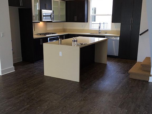 3rd image of 7913 Modern Oasis Dr