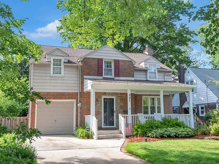 247 Lawnside Ave — Photo 26