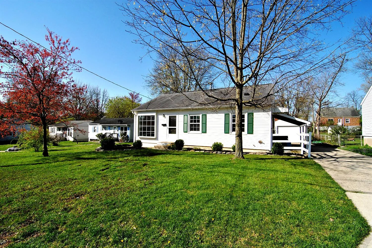 411 Elken Pl photo 1