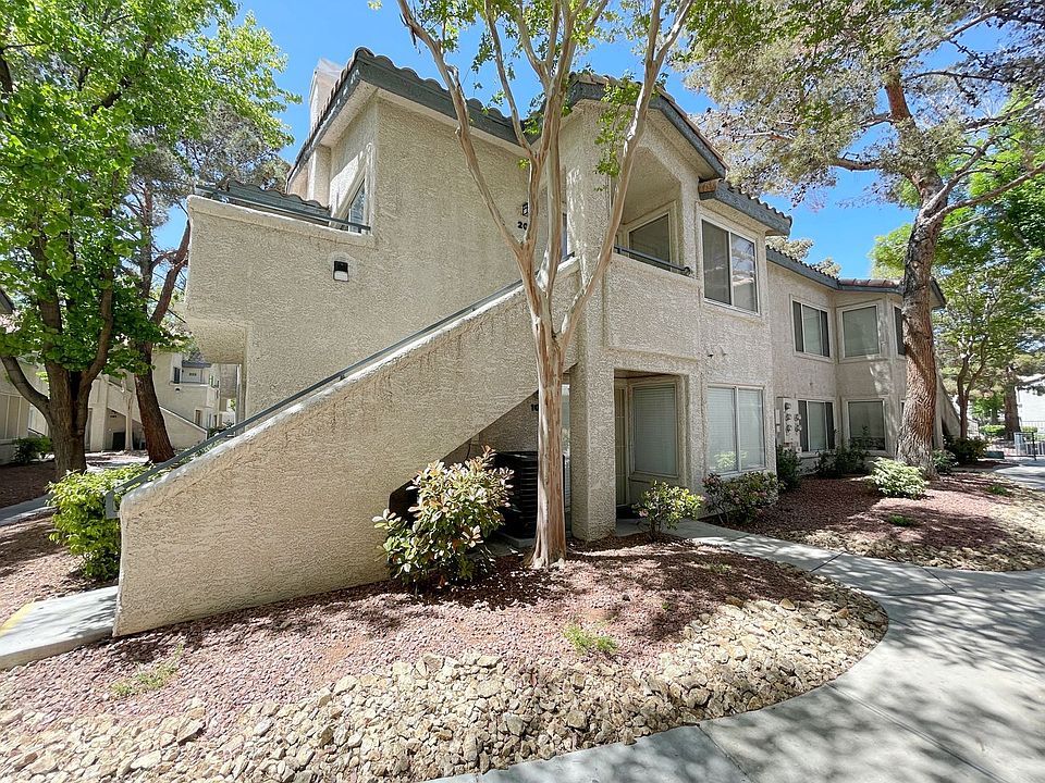 1st image of 3115 Casey Dr Unit 203