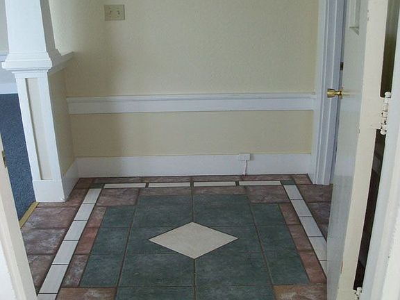 3rd image of 206 Arkansas St APT C