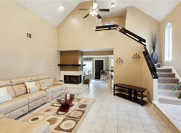 4th image of 3780 Tara Dr
