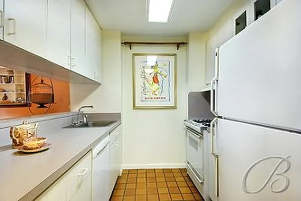 Sold by Bellmarc Realty | media 20