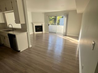 4648 Fulton Ave #204, Sherman Oaks, CA 91423