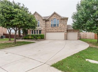 5019 Raptor Ct, Grand Prairie, TX 75052