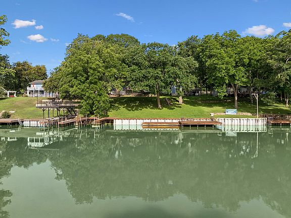 5th image of 360 Shangrila Lane