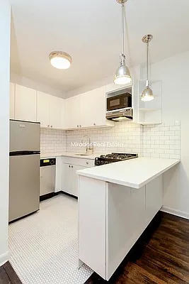 Rented by Mirador Real Estate | media 14