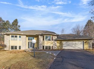 1931 Oak Glen Pl, Stillwater, MN 55082